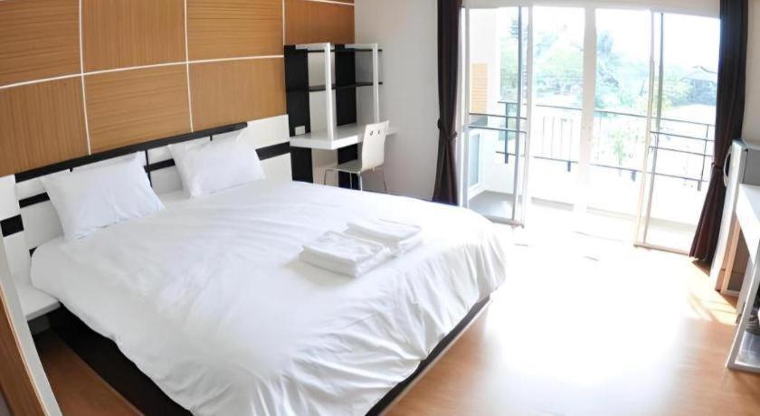 เดอะ วาย เรสซิเดนซ์ Hotel เชียงใหม่ ภายนอก รูปภาพ
