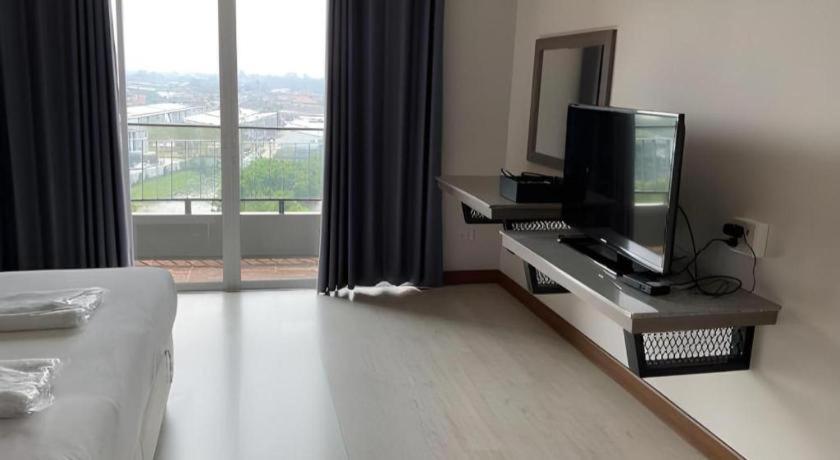 เดอะ วาย เรสซิเดนซ์ Hotel เชียงใหม่ ภายนอก รูปภาพ