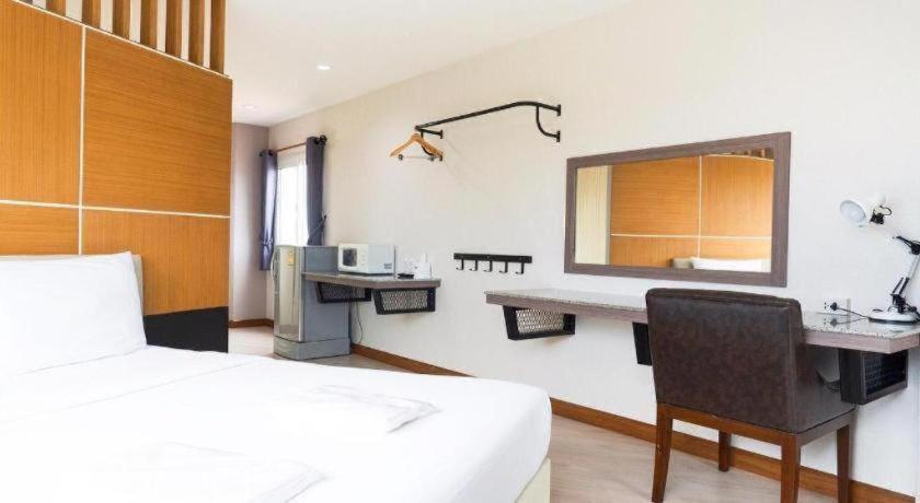 เดอะ วาย เรสซิเดนซ์ Hotel เชียงใหม่ ภายนอก รูปภาพ